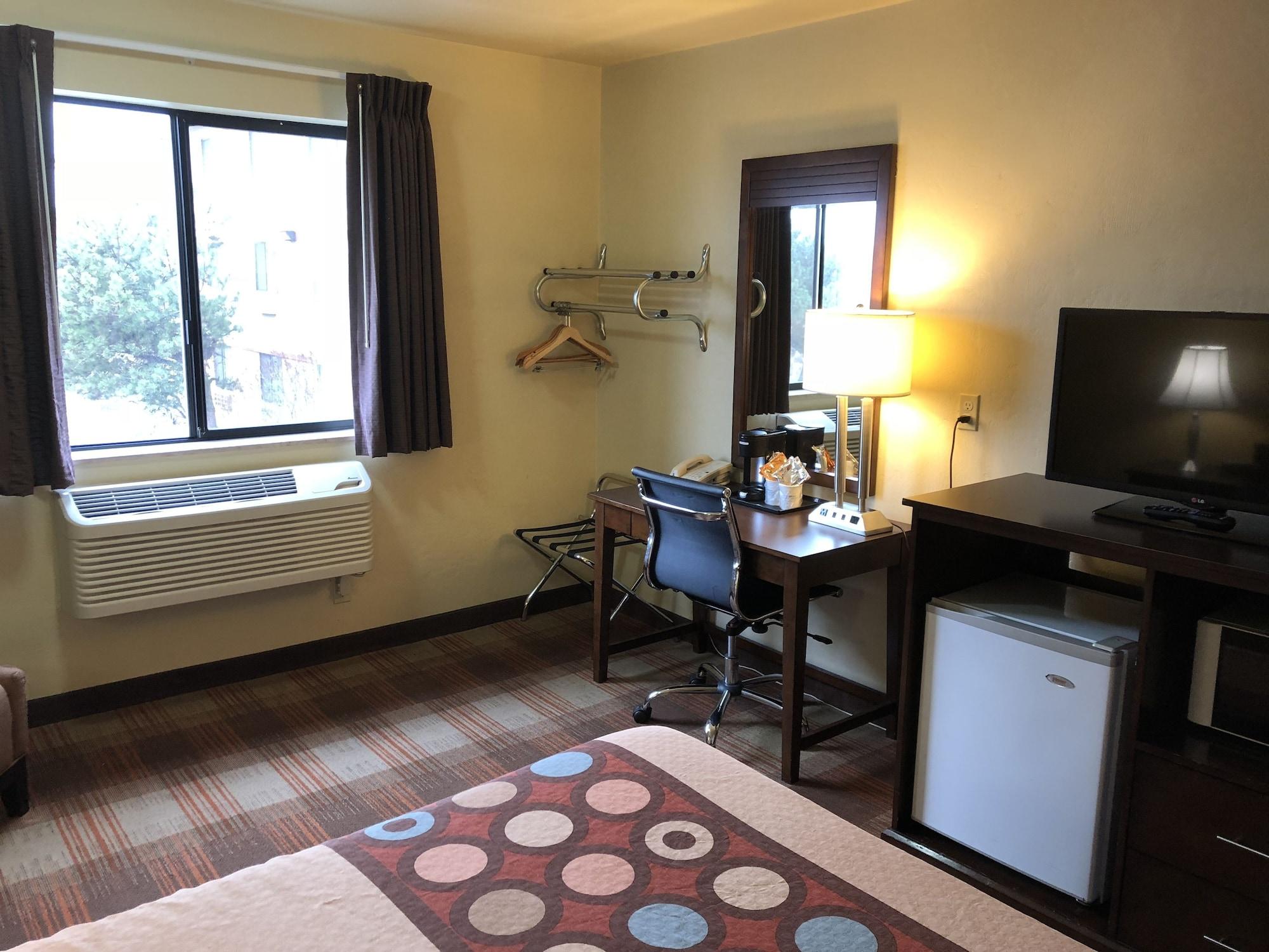 Super 8 By Wyndham Kennewick Motel Bagian luar foto