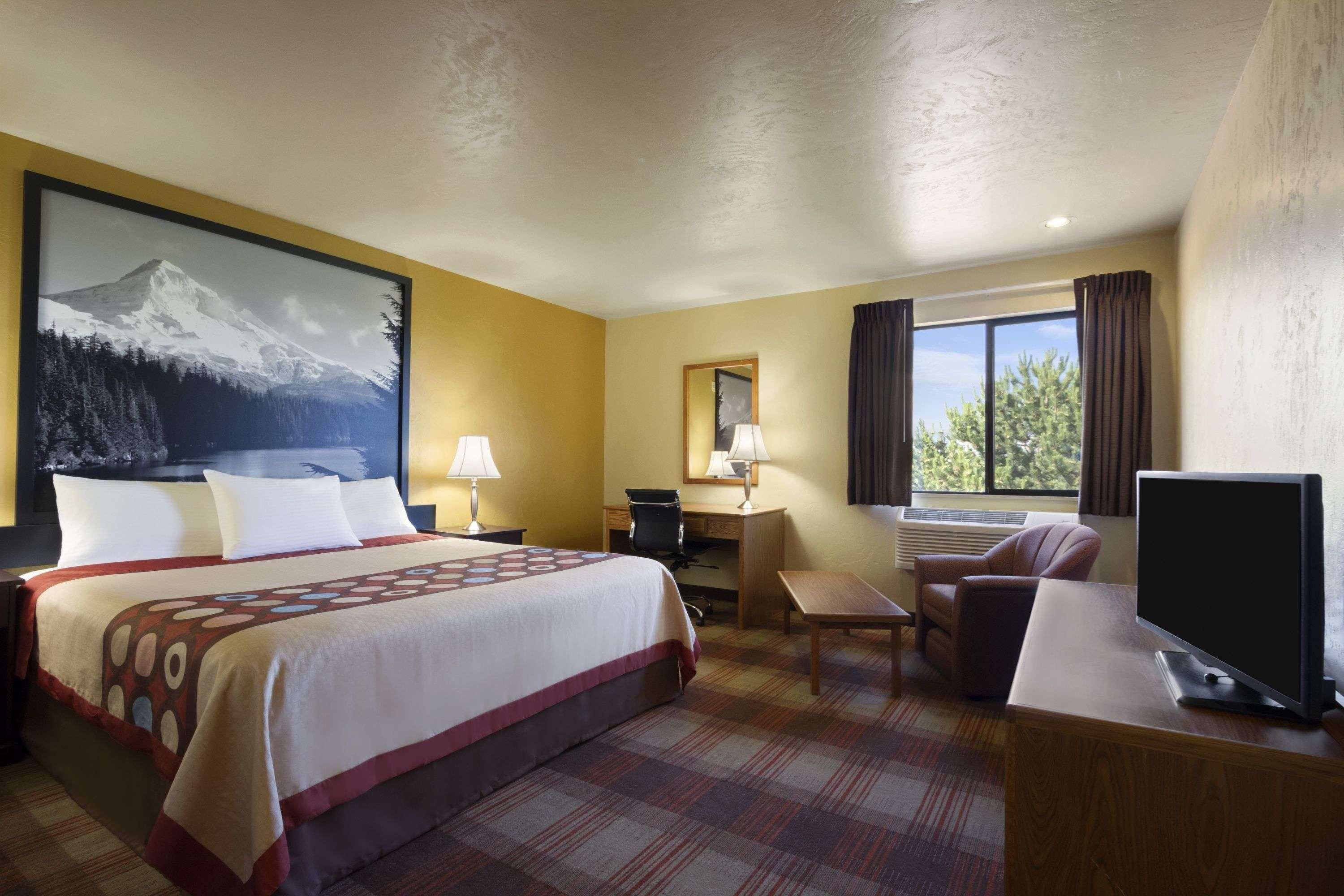 Super 8 By Wyndham Kennewick Motel Bagian luar foto