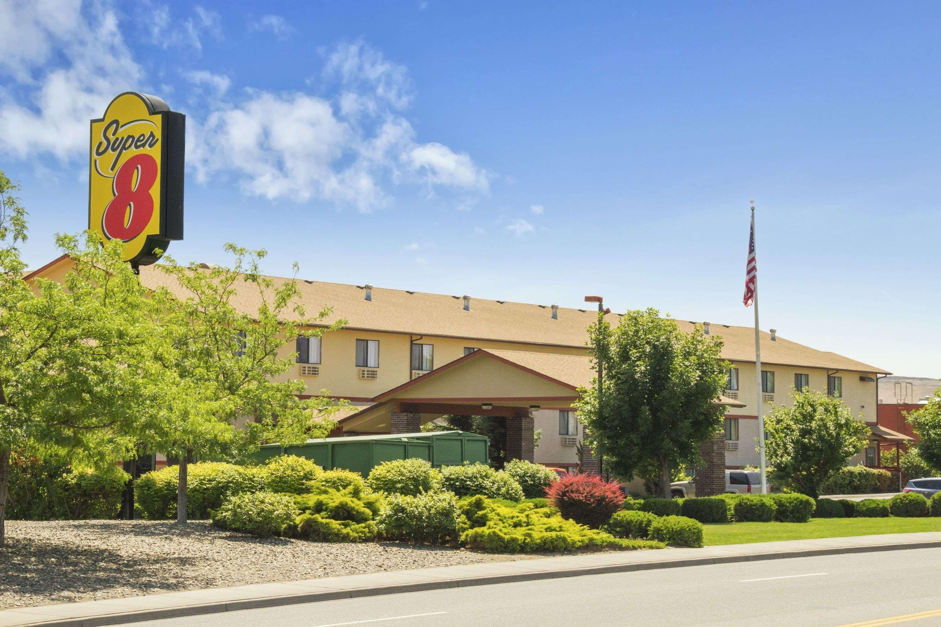 Super 8 By Wyndham Kennewick Motel Bagian luar foto