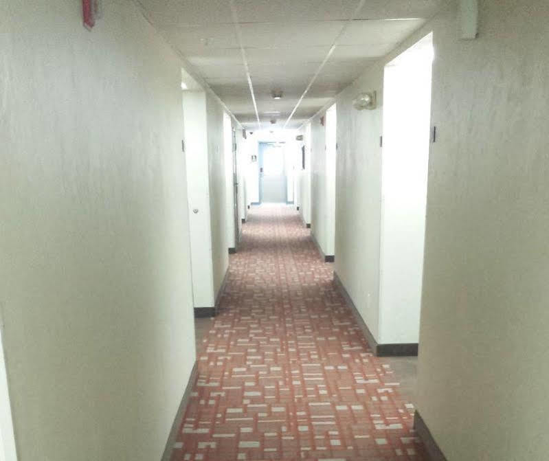 Super 8 By Wyndham Kennewick Motel Bagian luar foto